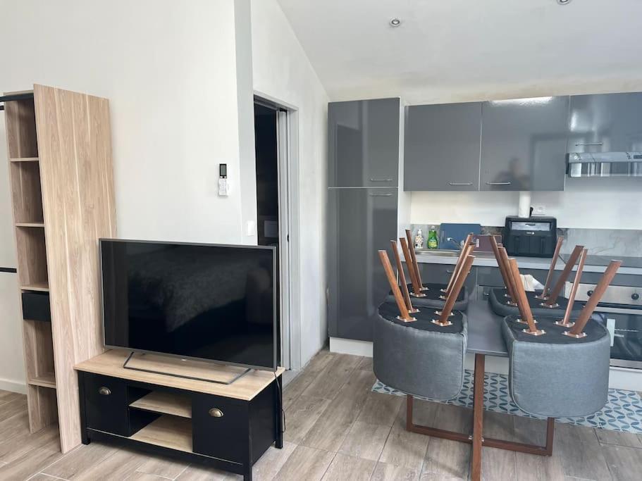 Maisonnette Avec Terrasse Avec Spa Privatif Lutterbach المظهر الخارجي الصورة