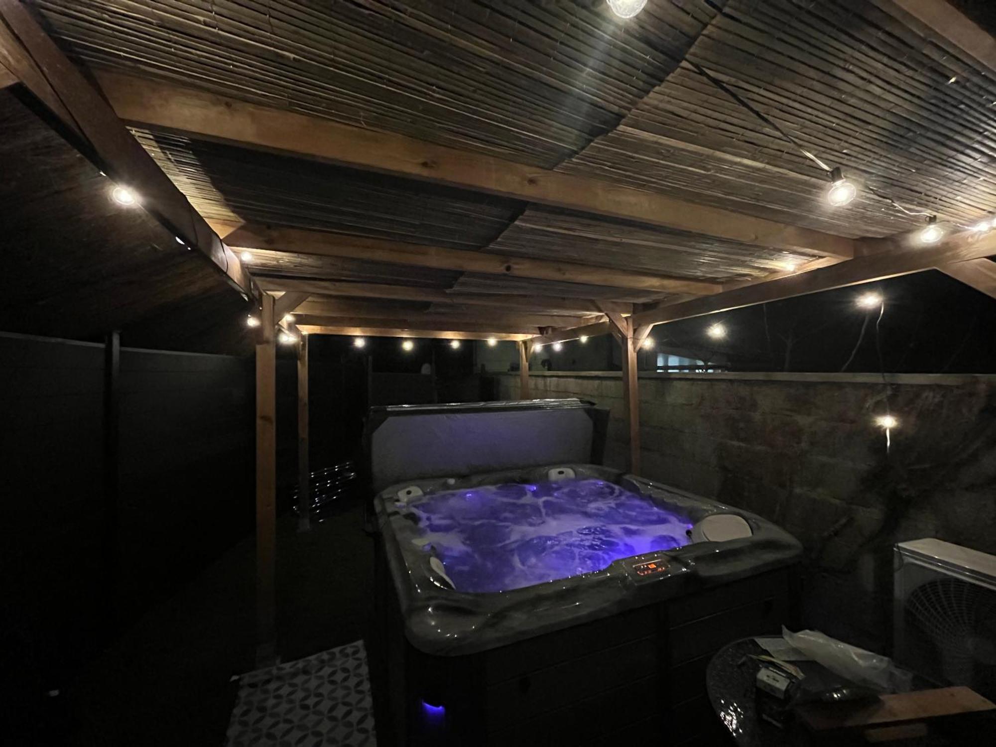 Maisonnette Avec Terrasse Avec Spa Privatif Lutterbach المظهر الخارجي الصورة